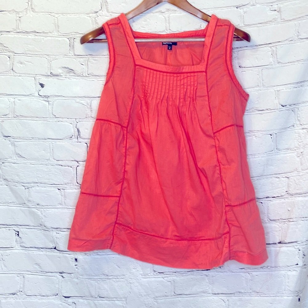 Gap Maternity Sleeveless Coral Square Neck Top Size Medium Excellent Condition